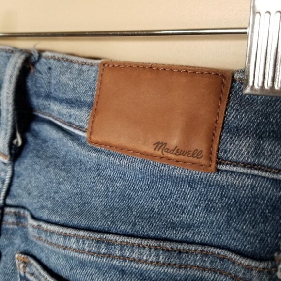 Madewell  10" High-Rise 26 Skinny Jeans Button-Front Edition - Picture 10 of 13